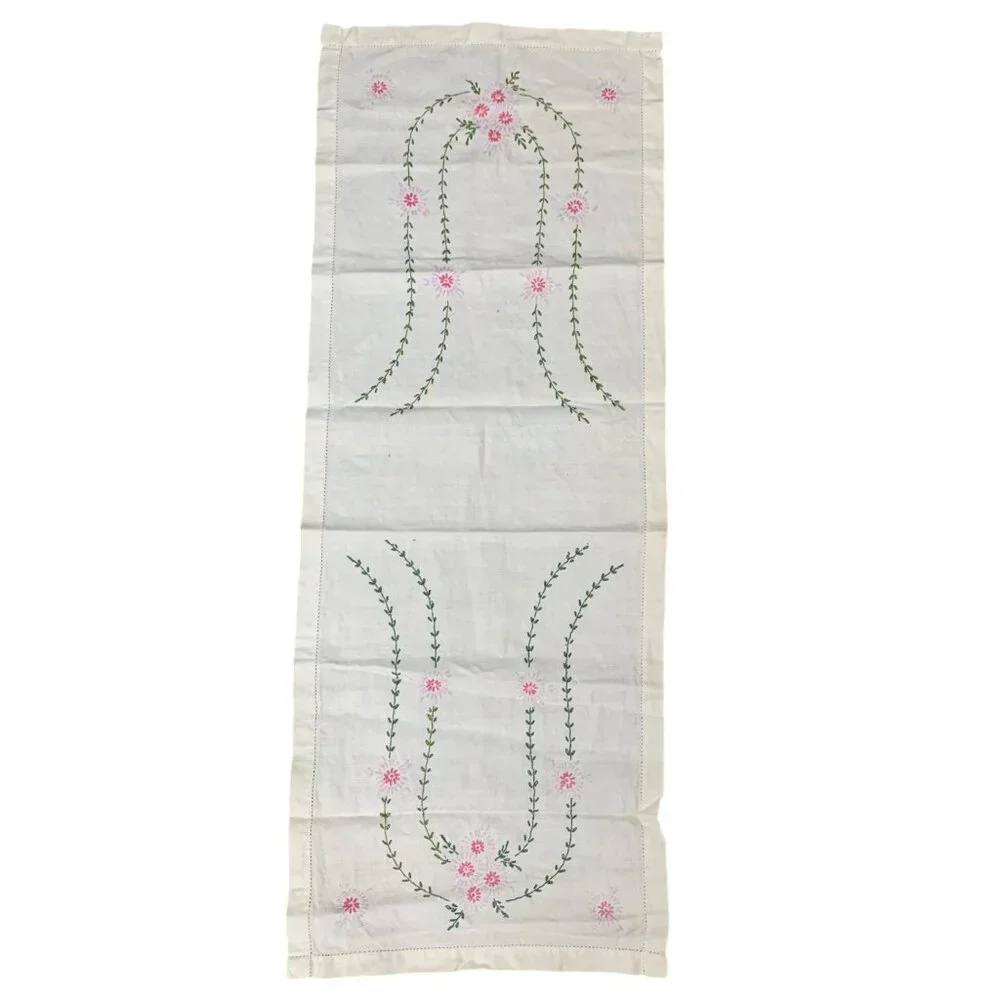Vintage Cottagecore Hand-Embroidered Floral Rectangular Table Runner Linen